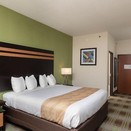 Quality Inn & Suites Mount Vernon Exterior photo