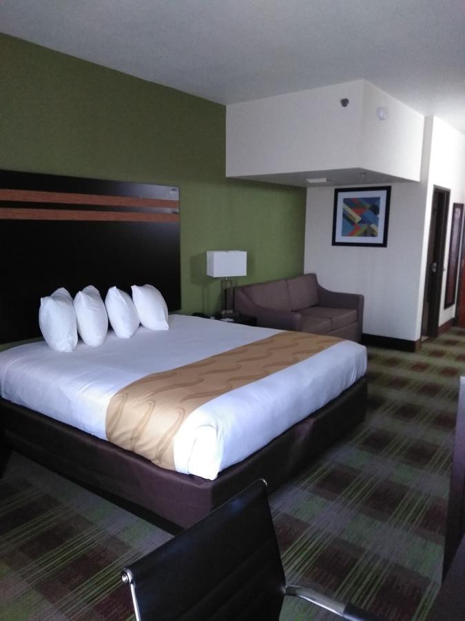 Quality Inn & Suites Mount Vernon Exterior photo